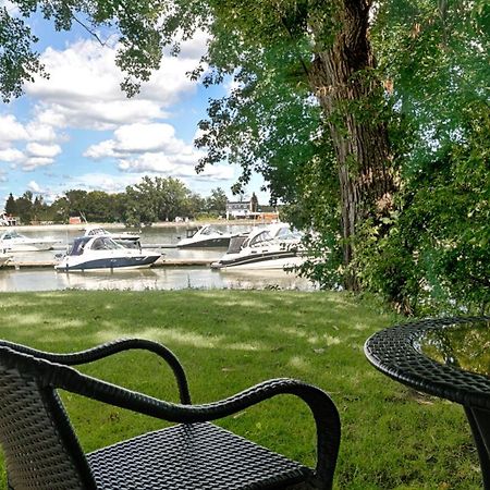 Auberge Handfield Et Spa Saint-Marc-sur-Richelieu Zewnętrze zdjęcie